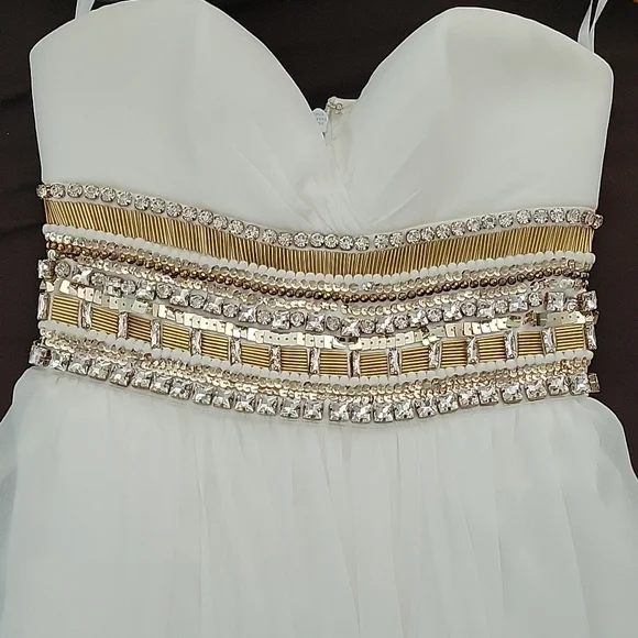 Bebe Sweetheart Embellished Gown - Picture 4 of 7